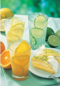 炭酸ドリンク「オレンジスパークリング」など発売　カフェ・ド・クリエ