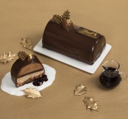 リンツのクリスマスケーキ「ショコラ マロン」　 11月1日に店頭・オンラインショップでホールケーキの ...